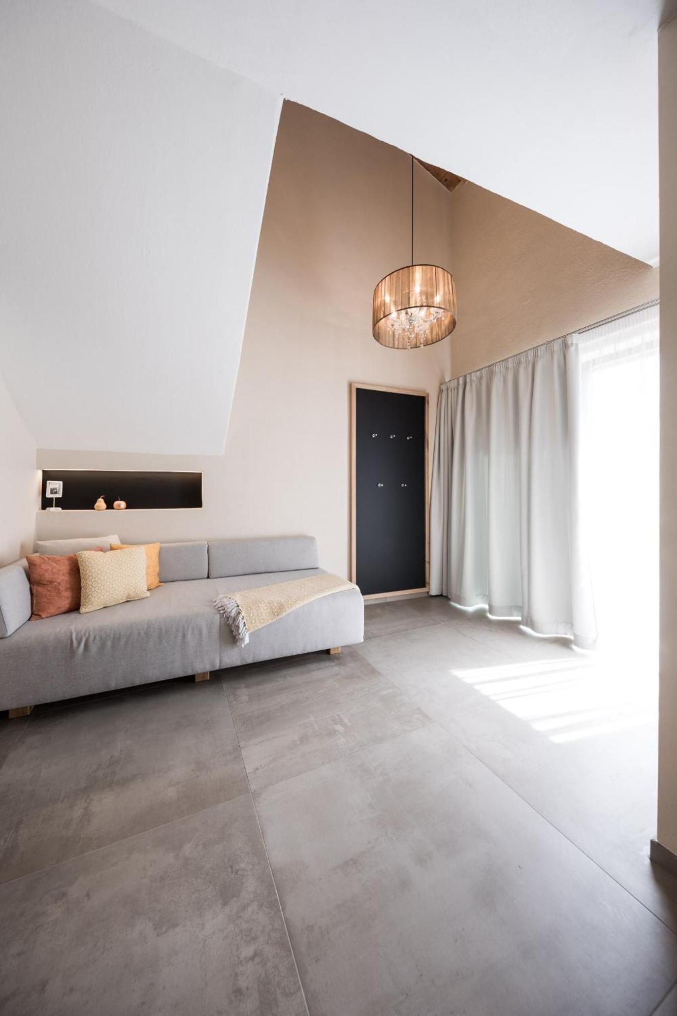 Weingut Weidlhof - Suite & Breakfast - Vacation For Wine Lovers Калдаро Екстериор снимка