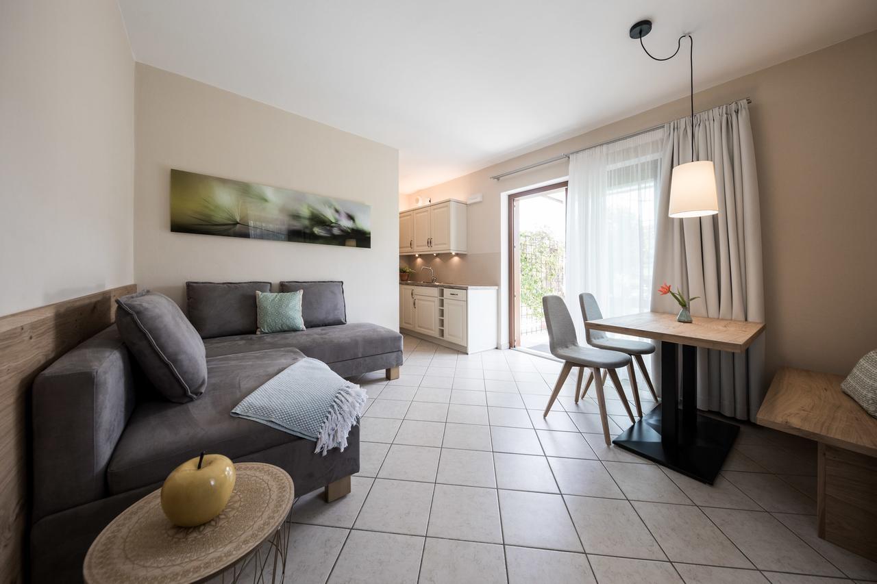 Weingut Weidlhof - Suite & Breakfast - Vacation For Wine Lovers Калдаро Екстериор снимка